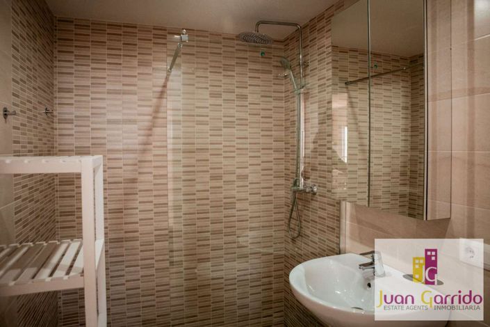 Image No.28-5 Bed Villa for sale