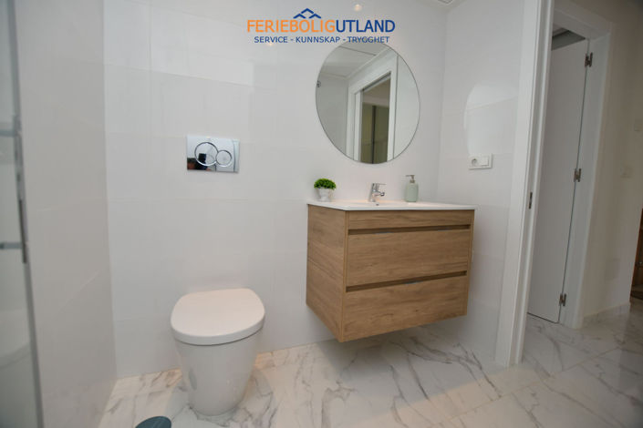 Image No.12-2 Bed Apartment for sale