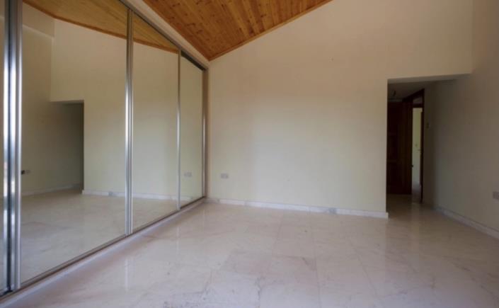 Image No.28-Maison / Villa de 4 chambres à vendre à Palodeia