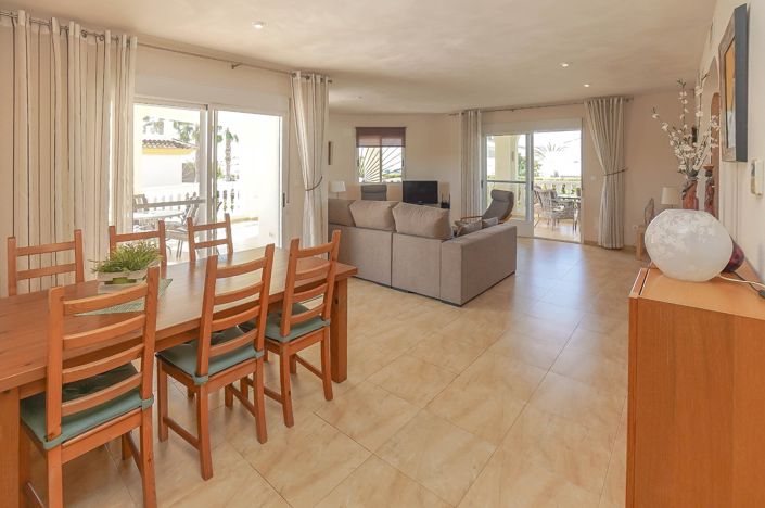 Image No.6-5 Bed Villa for sale