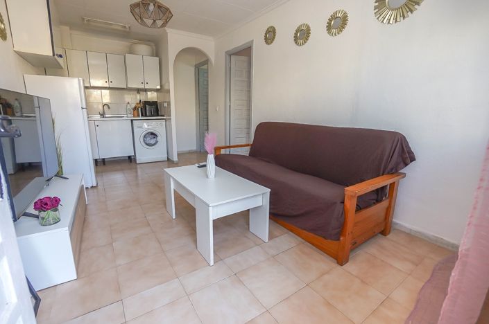 Image No.12-1 Bed House for sale