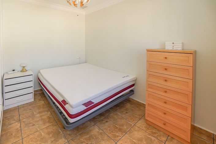 Image No.31-8 Bed Villa / Detached for sale