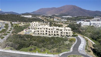 12-53013098fcab6c38b1379cd33298e050