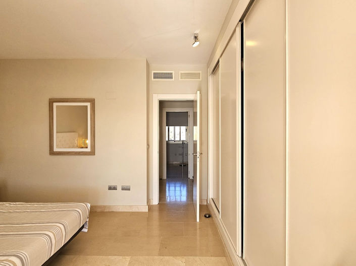 Image No.18-2 Bed Property for sale