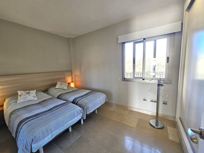 Image No.21-2 Bed Property for sale