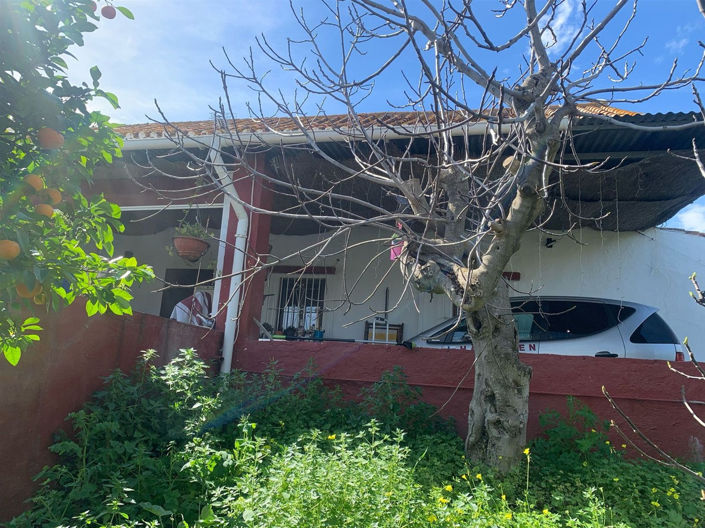 Image No.5-3 Bed Property for sale