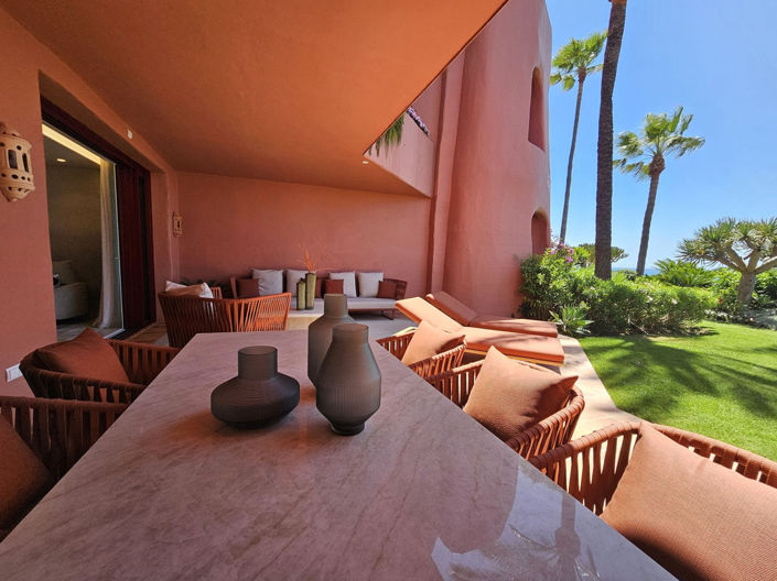 Image No.30-3 Bed Property for sale