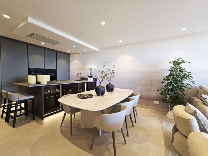 Image No.8-3 Bed Property for sale