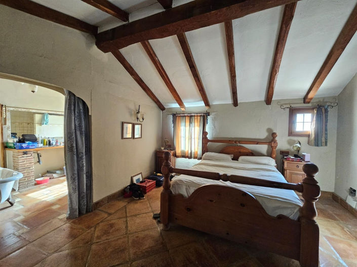 Image No.17-Propriété de 6 chambres à vendre à Casares