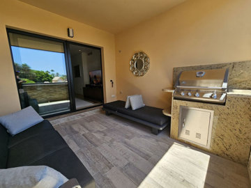 8-e64a9055bba3e77ac8aca3b893cdf826