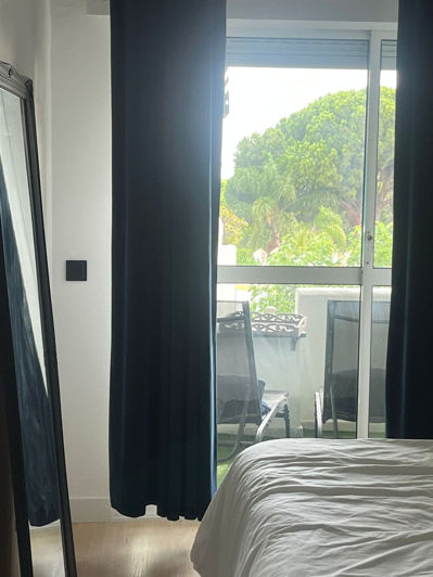 Image No.10-2 Bed Property for sale