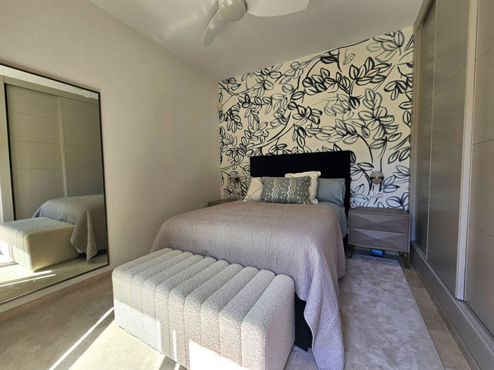 Image No.21-4 Bed Property for sale