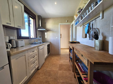 8-e64a9055bba3e77ac8aca3b893cdf826