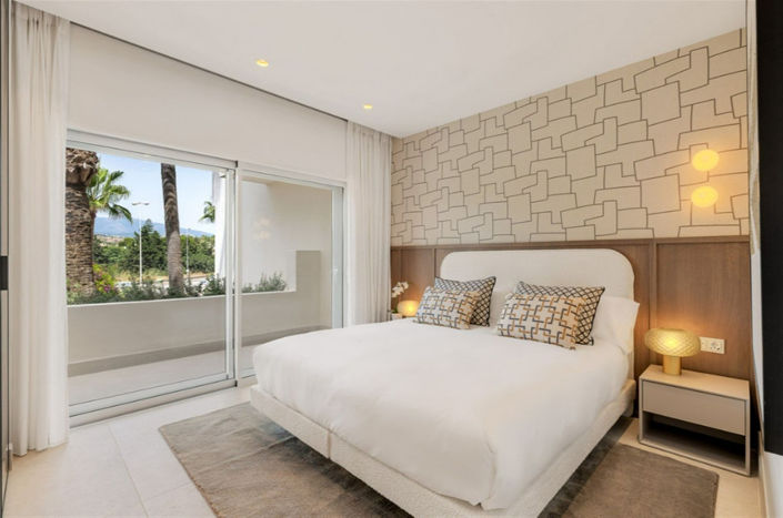 Image No.13-3 Bed Property for sale