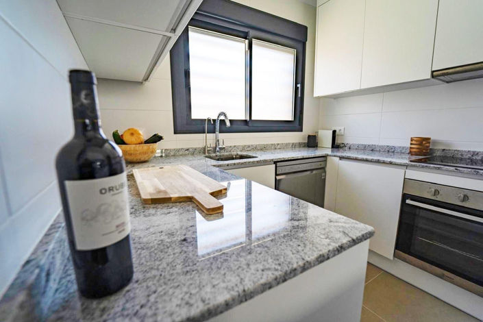 Image No.4-3 Bed Property for sale