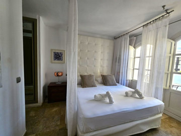 8-e64a9055bba3e77ac8aca3b893cdf826