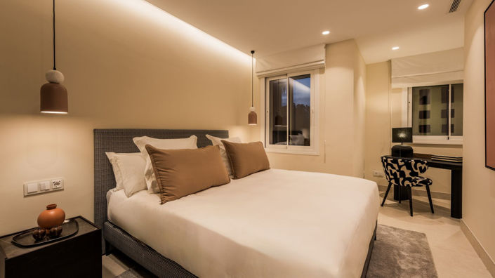 Image No.29-3 Bed Property for sale