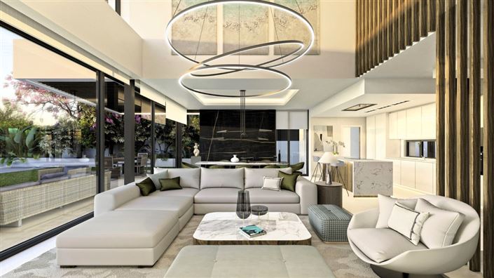 Image No.8-4 Bed House for sale