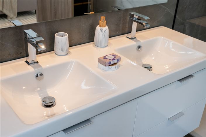 Image No.26-2 Bed Apartment for sale