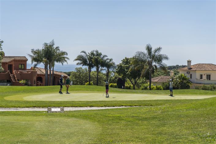 Image No.35-2 Bed Apartment for sale