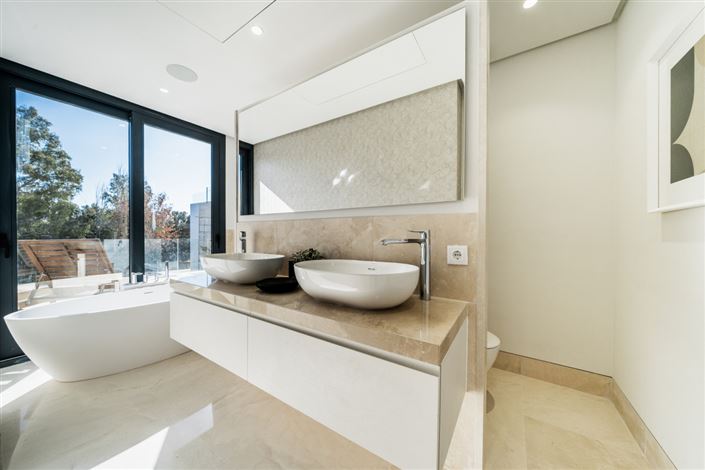 Image No.13-Villa / Détaché de 4 chambres à vendre à Estepona