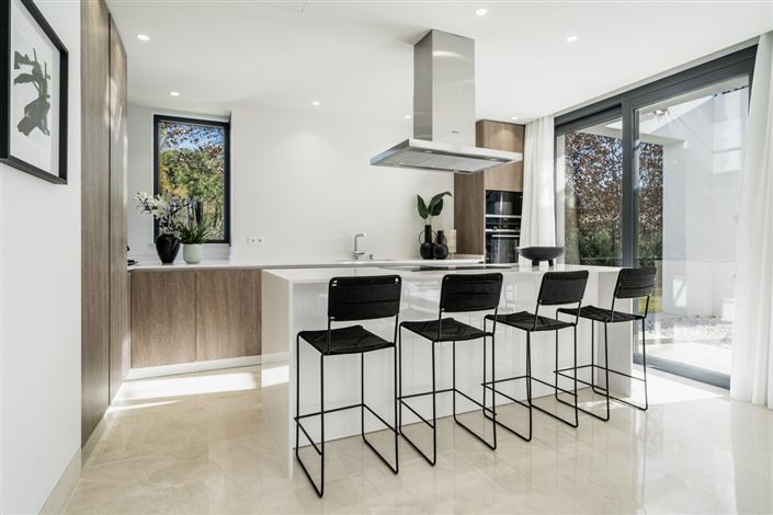 Image No.10-Villa / Détaché de 4 chambres à vendre à Estepona