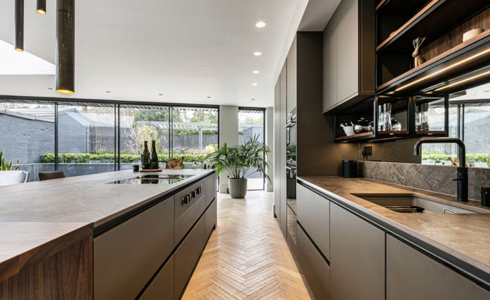 Image No.3-5 Bed Villa / Detached for sale