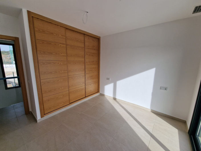 Image No.16-4 Bed Villa / Detached for sale