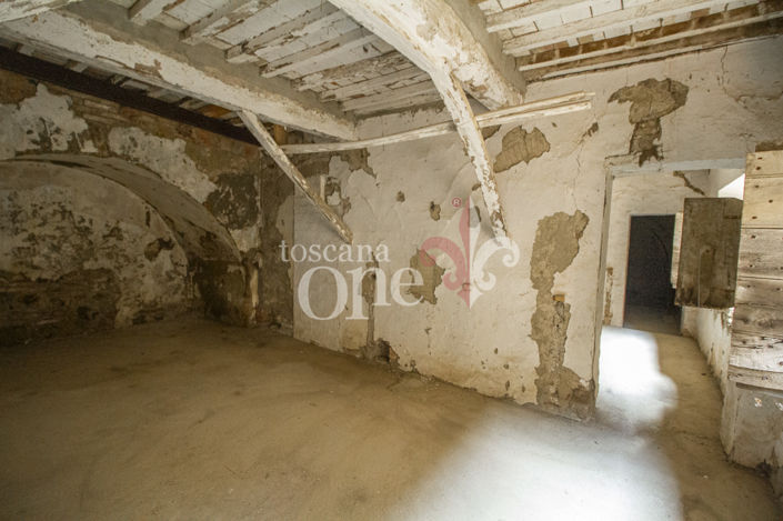 Image No.18-4 Bed House for sale