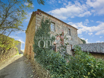 1 - Roccastrada, House