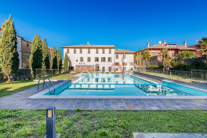 Image No.14-2 Bed Apartment for sale