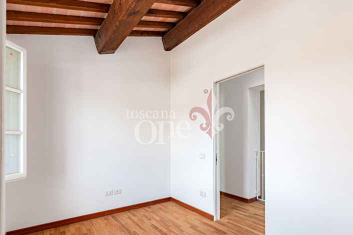 Image No.20-3 Bed House for sale