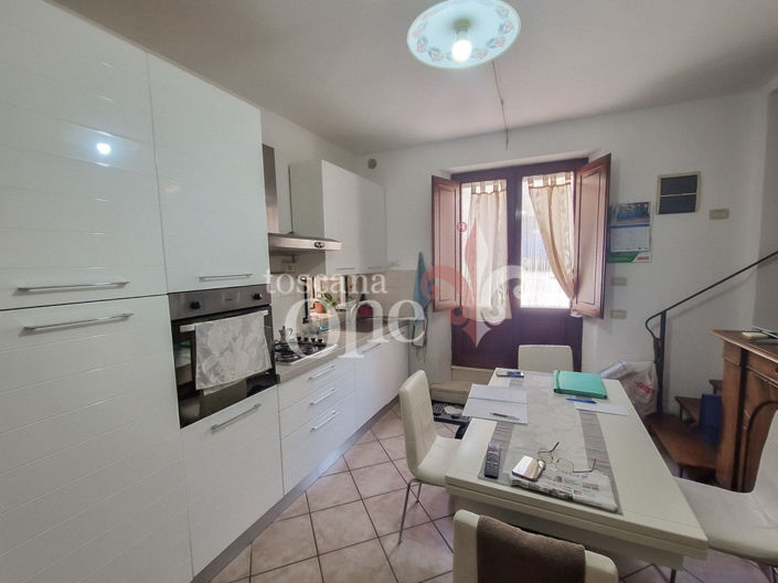 Image No.5-Appartement de 1 chambre à vendre à Cinigiano