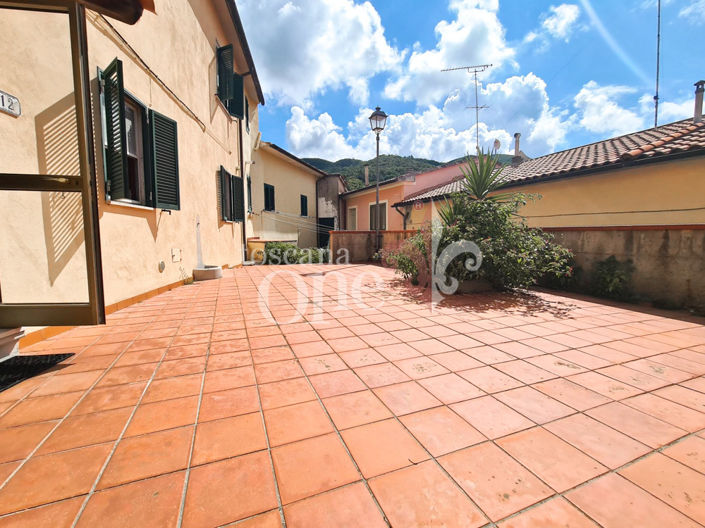 Image No.15-3 Bed House for sale