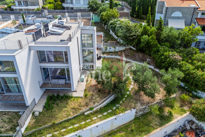 Image No.16-1 Bed Townhouse for sale