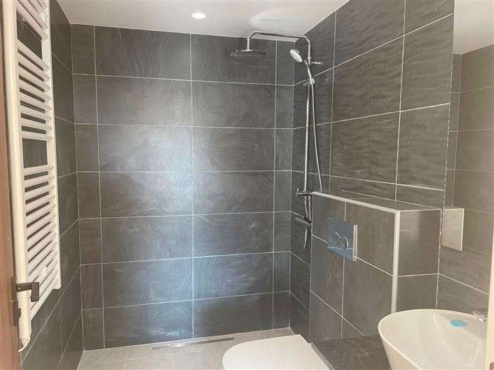 Image No.14-4 Bed House for sale