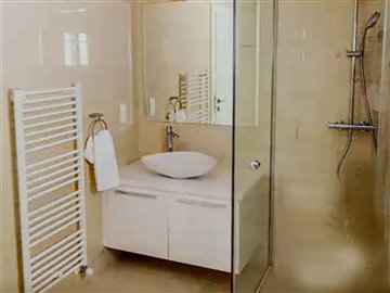 4521e0cf-38b0-4908-bc35-6712bffecd85