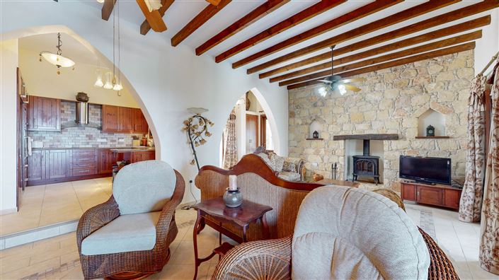 Image No.5-Maison de 5 chambres à vendre à Ineia