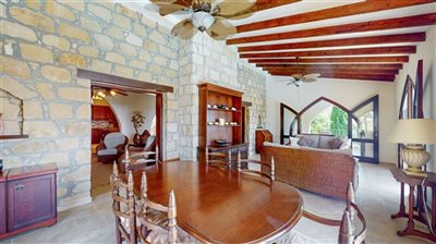 bf0e14bc-5322-4da8-8095-b21fd26361f9