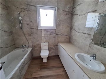 8c2d5819-218f-41c3-a814-a6cd9e809026