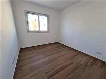 b4561511-eccf-484b-83ff-82b3a3c86cf5