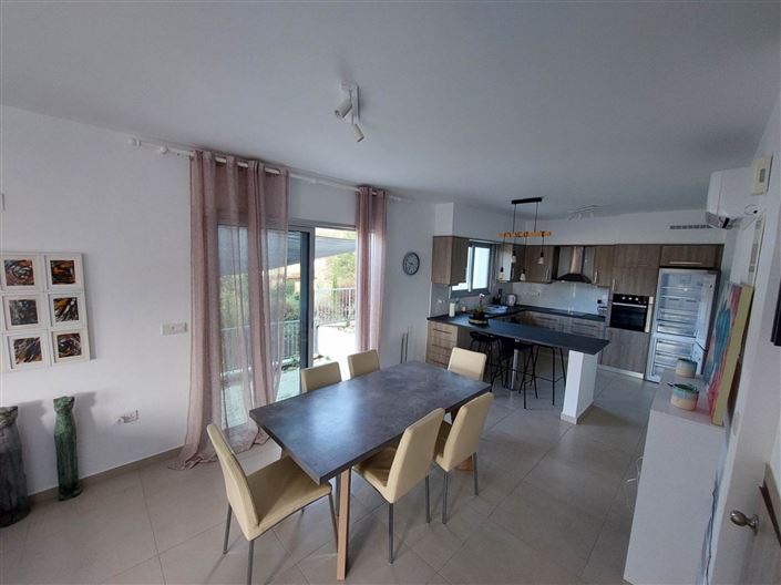 Image No.3-Maison de 4 chambres à vendre à Tala