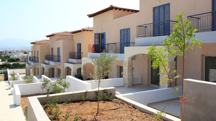 Image No.13-2 Bed House for sale