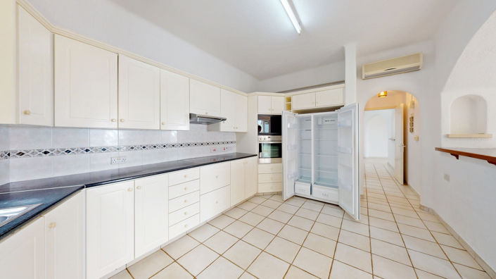 Image No.8-Maison de 5 chambres à vendre à Tala