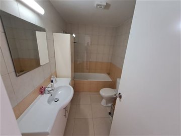 c364a73a-3bd1-4c32-88f0-dac1a4e6d9bd