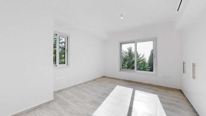 Image No.16-Maison de 5 chambres à vendre à Kissonerga