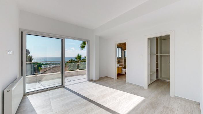 Image No.18-Maison de 5 chambres à vendre à Kissonerga