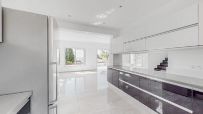 009bf03f-0724-4733-98ee-33695b2ed77a