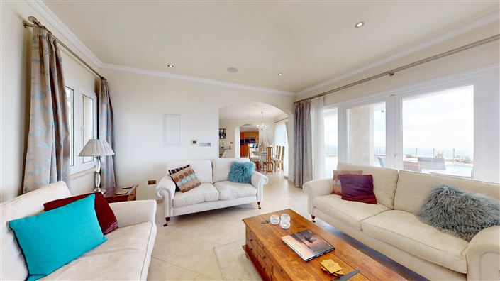 Image No.5-Maison de 5 chambres à vendre à Akoursos