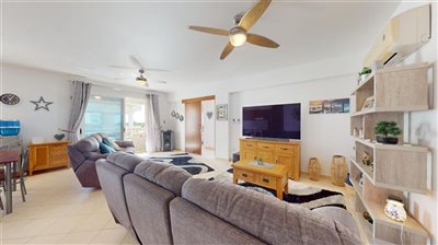 28a63224-7d33-4cb3-a5d4-4faf4add3de8